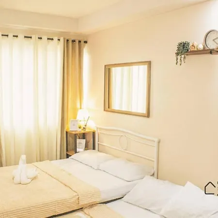 Cozy Studio Unit At Persimmon